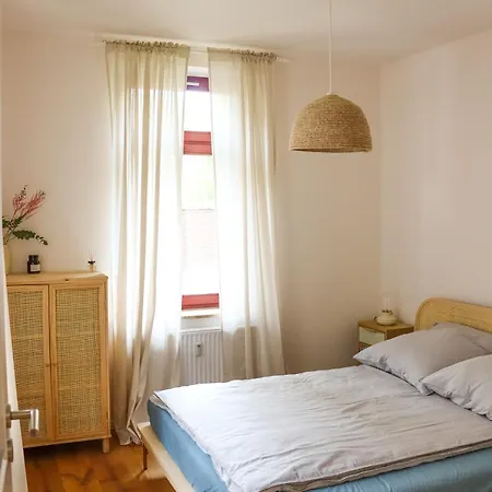 Wunderschoenes Terrassen-appartement