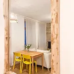 Wunderschoenes Terrassen-appartement Lägenhet